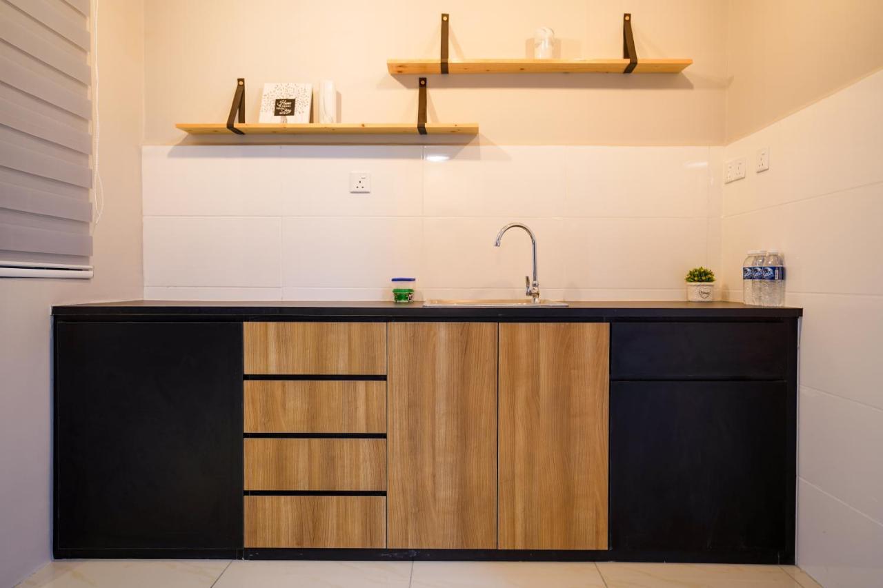 Itcc Manhattan Suites By Pinstay Penampang Exteriör bild